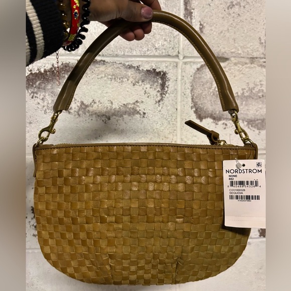 NWT CLARE V. Petit Moyen woven mini messenger bag in Sequoia. - Picture 5 of 8